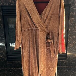 Chic Long Sleeve Wrap Dress in Rich Brown